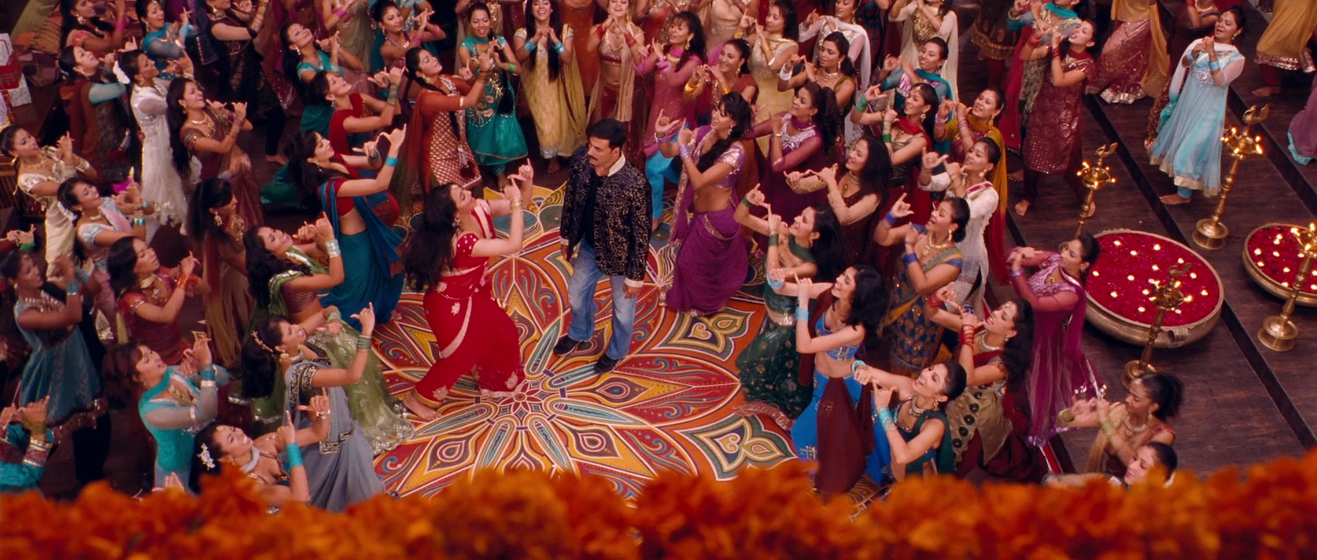 2012 - Rowdy Rathore -2- Chamak Challo Chel Chabeli_1080p_sub.mkv7984.jpg