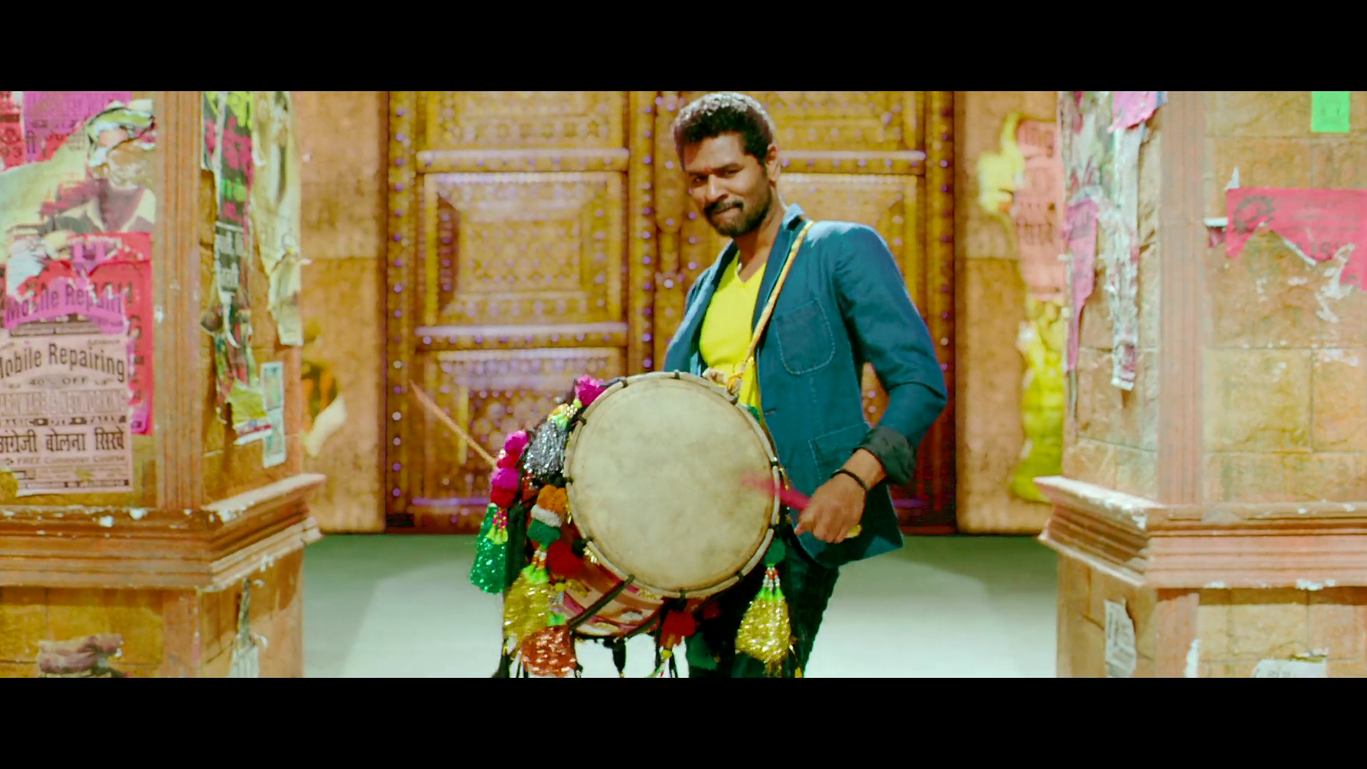 2013 - Boss -4- Hum Na Tode_1080p_sub.mkv10419.jpg