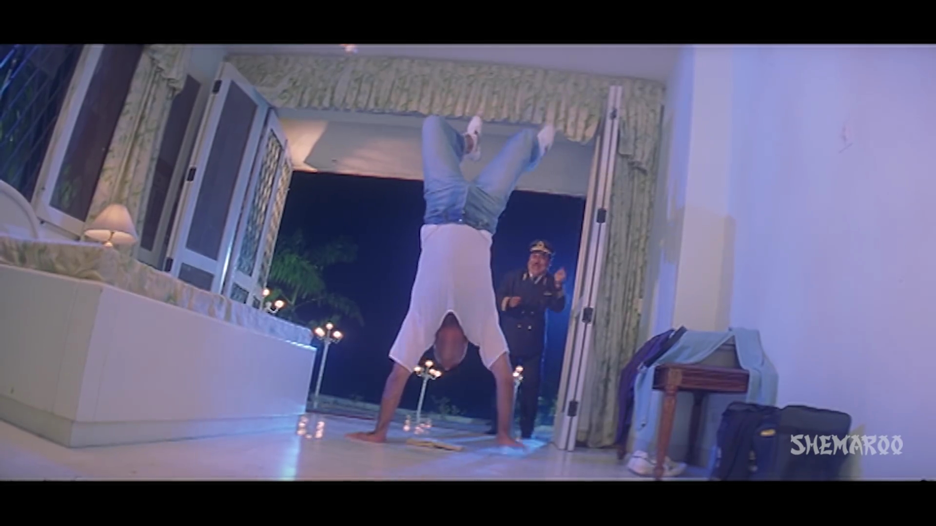 Zulmi.1999.WEBHDRip.1080p.AVC[(070937)06-44-11].JPG