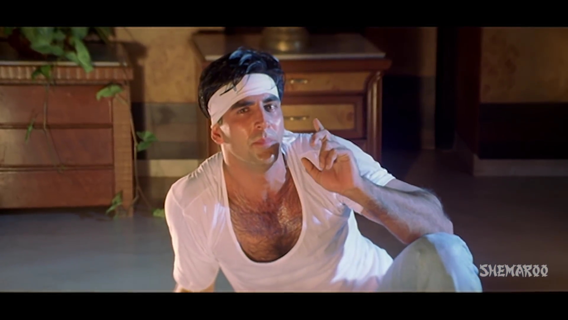 Zulmi.1999.WEBHDRip.1080p.AVC[(073047)06-44-30].JPG