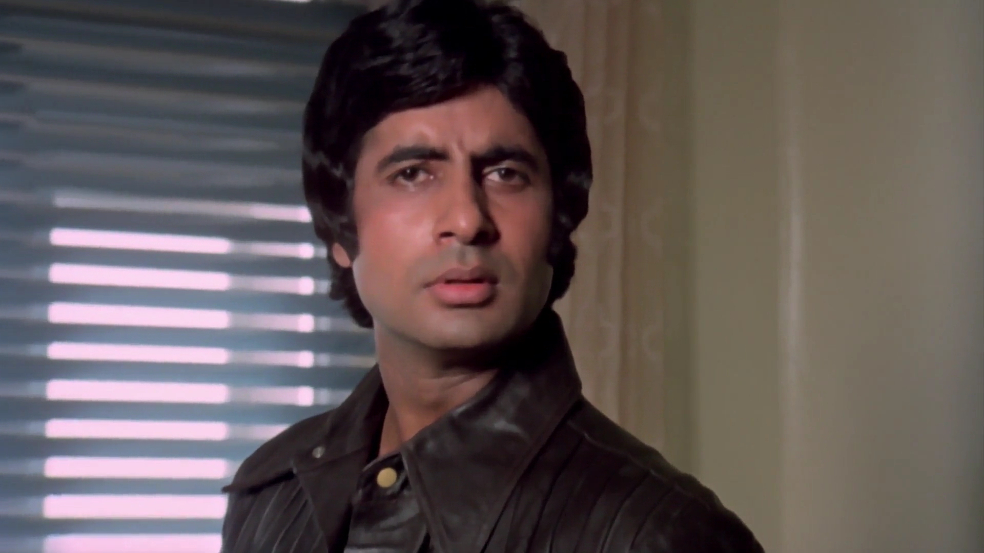Hera Pheri.1976.1080p.WEB-DL.AVC.AAC.ESub.DDR.mp41889.jpg