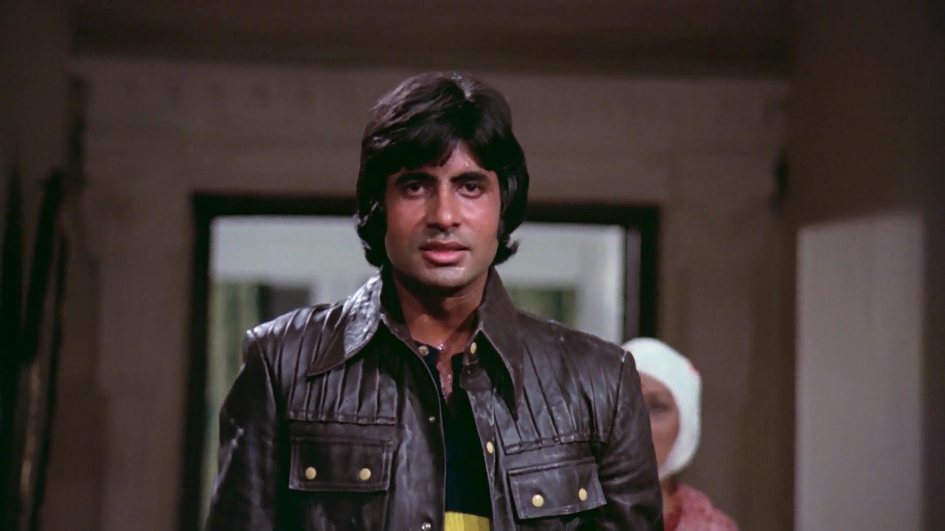 Hera Pheri.1976.1080p.WEB-DL.AVC.AAC.ESub.DDR.mp42527.jpg