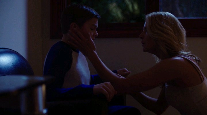 Mai.Giocare.Con.La Babysitter.2018.iTALiAN.WEBRiP.AC3.XviD.avi_snapshot_01.13.27.824.jpg