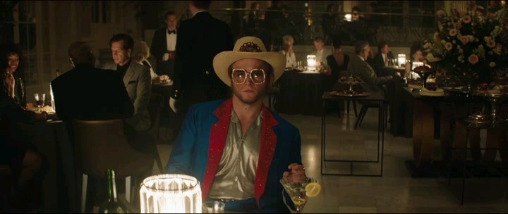 Rocketman.2019.iTALiAN.BDRip.AC3.XViD.avi_snapshot_01.39.01.727.jpg