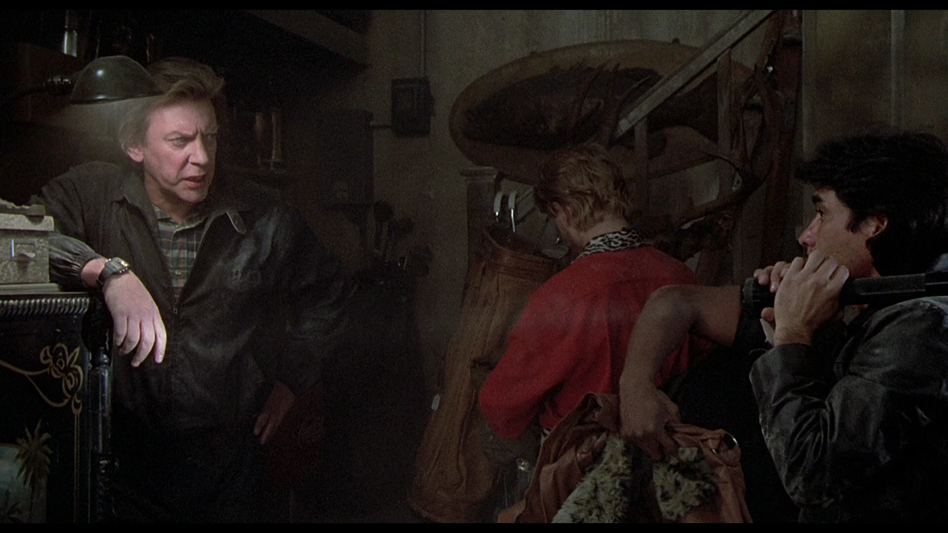 Crackers.1984.1080p.WEBRip.DD2.0.x264-monkee (1)[17-34-26].PNG