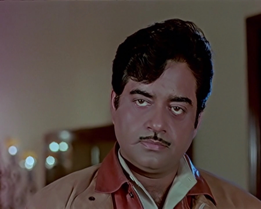 Bhavani.Junction.1985.WebHDRip.720p.AVC[(073191)04-27-08].JPG