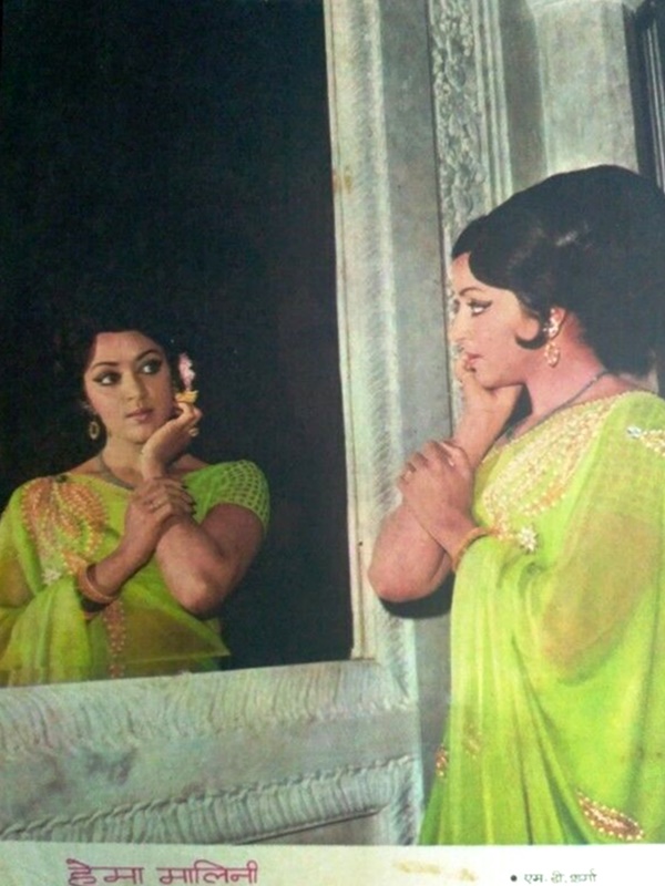 Bollywood-Cinema-Movie-Actress-Hema-Malini-Vintage-India-_57.jpg