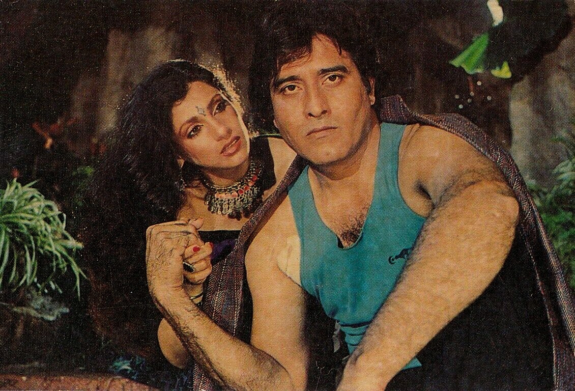 Bollywood-Postcard-Pair-Vinod-Khanna-Dimple-kapadia-India.jpg