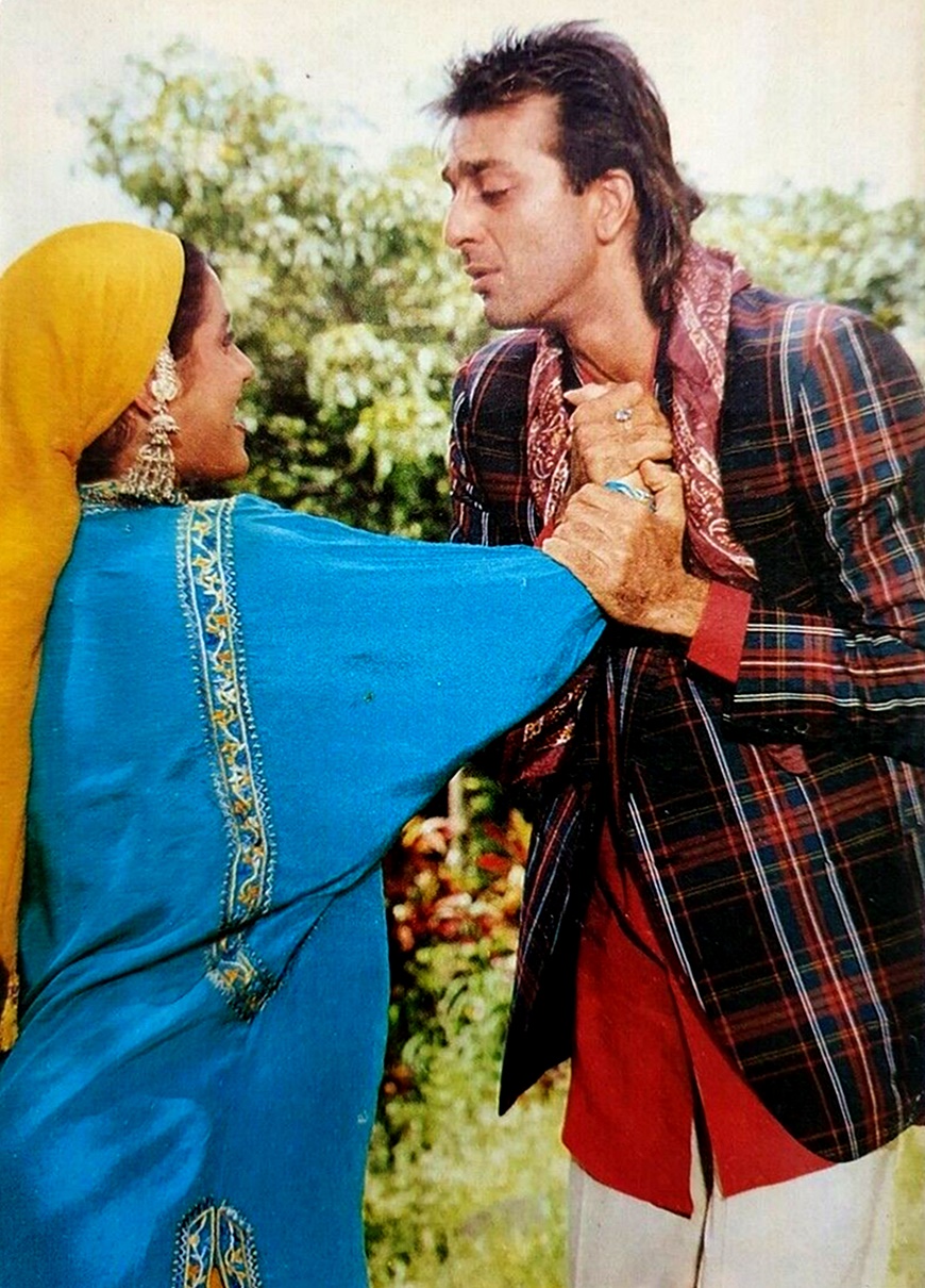 Bollywood-Film-Movie-Postcard-SANJAY-DUTT-NEELAM-4972 (1).jpg