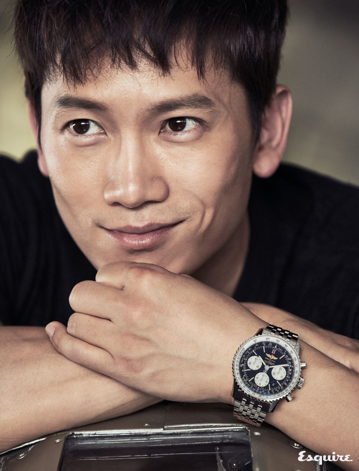 Ji Sung Esquire 2.jpg