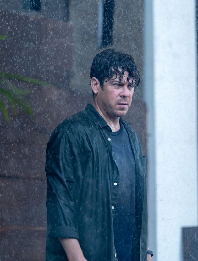 all-wet-almost-paradise-s1e5.jpg