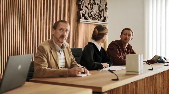 400p Der.Beischlafer.S01E01_ideafilm_Spin City33.avi_snapshot_11.32.840.jpg