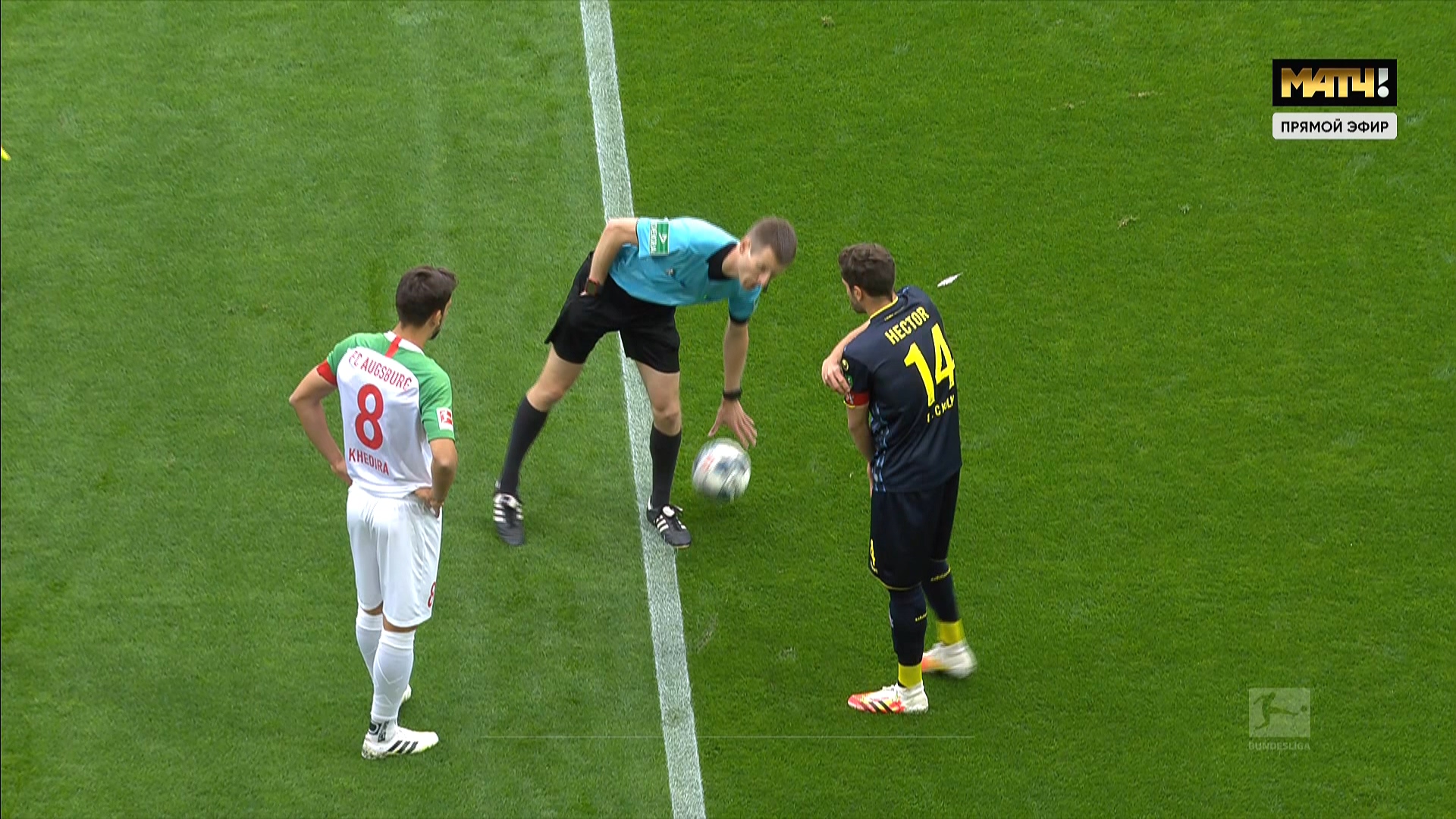 Чемпионат Германии 2019-2020 30-й тур Аугсбург - Кёльн Матч ТВ HD.ts_20200607_232435.031.jpg