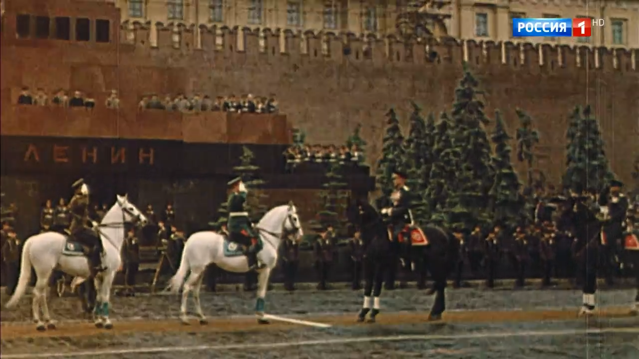 Почему парад победы 24. Парад победителей 2007. Шествие победителей по Берлину.