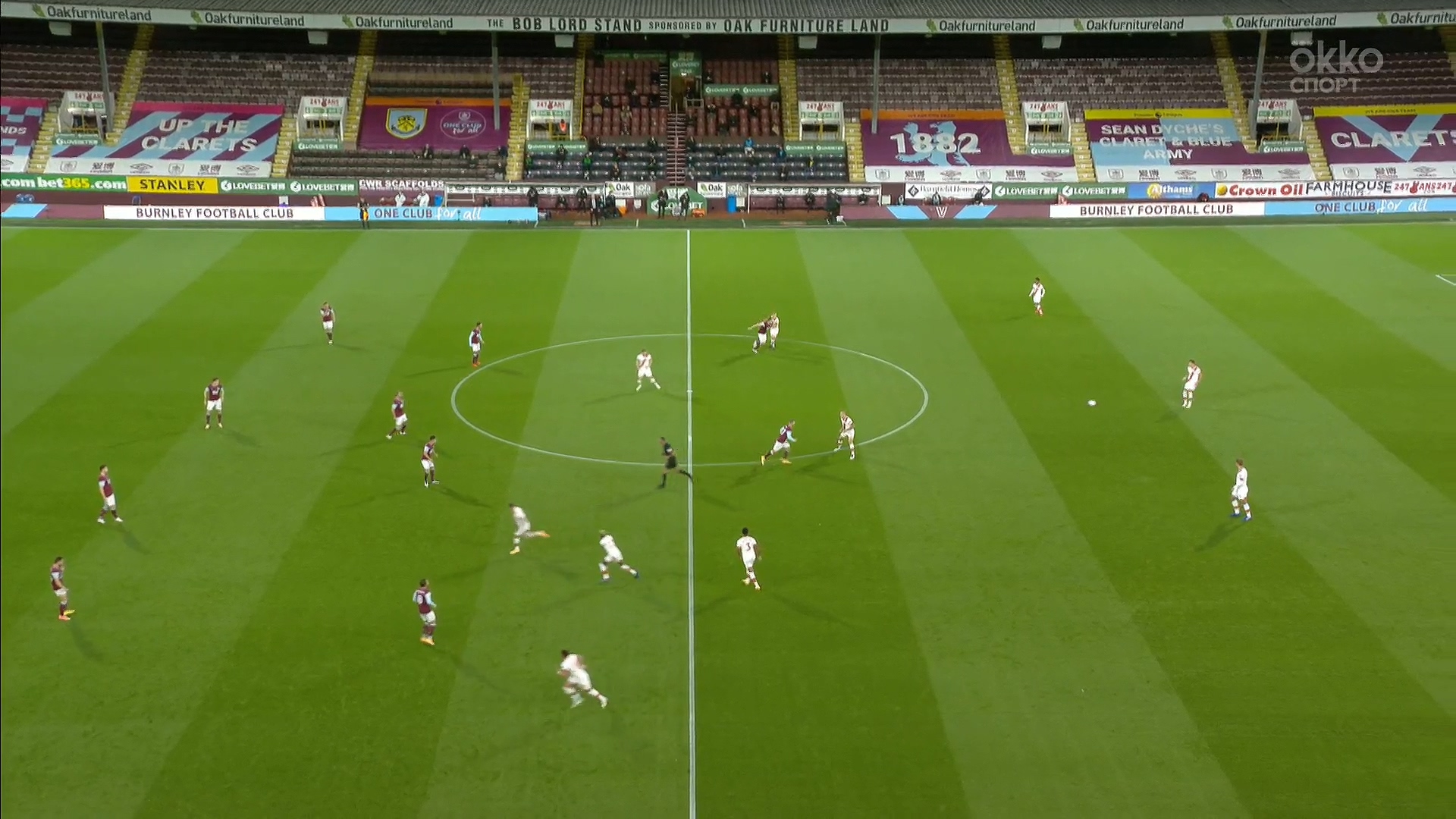 Чемпионат Англии 2020-2021 3-й тур Бернли - Саутгемптон Okko Спорт.mkv_20200927_234104.945.jpg