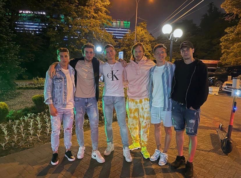 https://i4.imageban.ru/out/2021/07/07/652d9822eebd5648bd45886eceb11be0.jpg