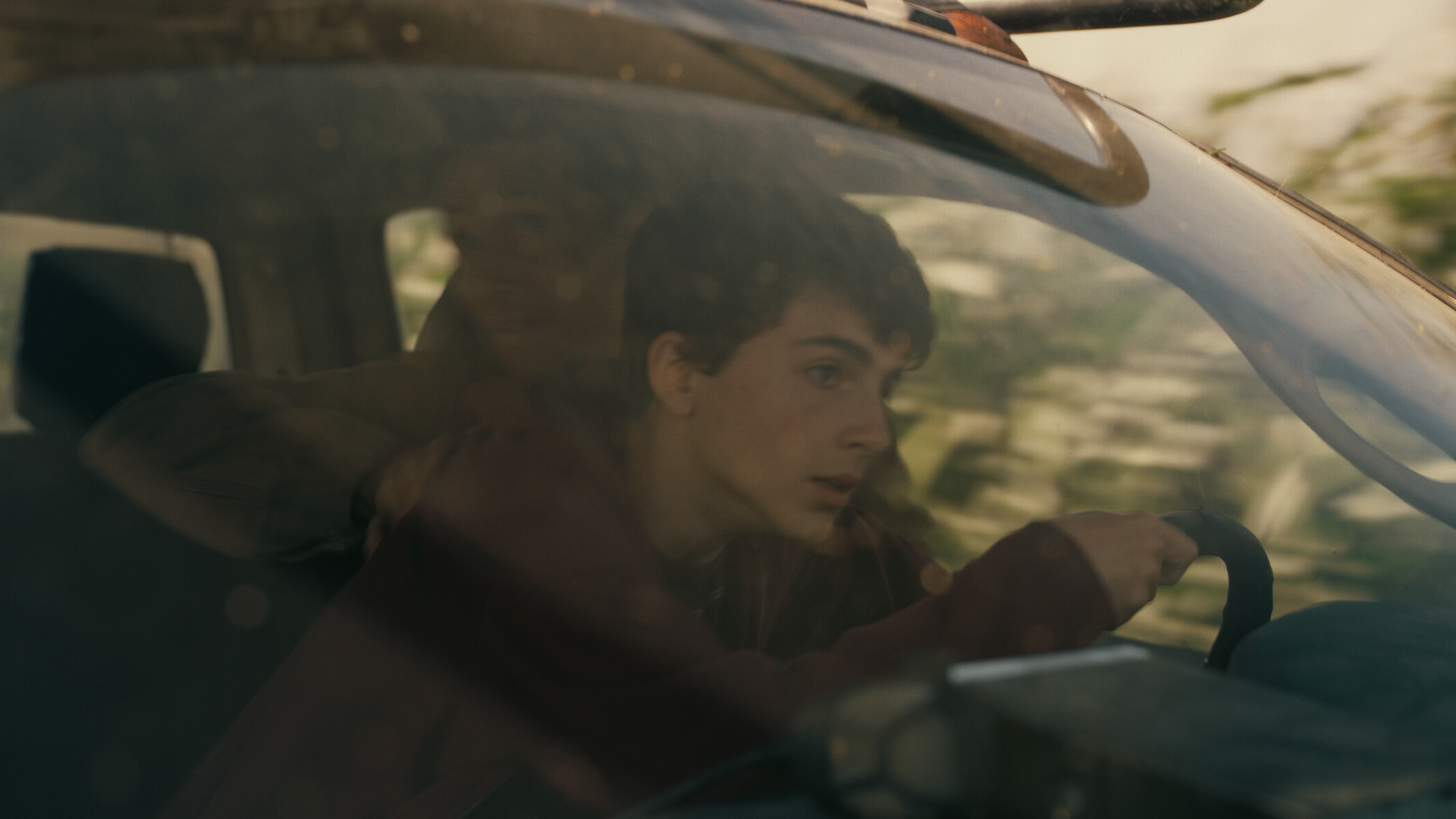 Interstellar.2014.2160p.UHD.BDRemux.DTS-HD.MA.5.1.P8.HYBRID.DoVi-DVT.mkv_000653.663.png