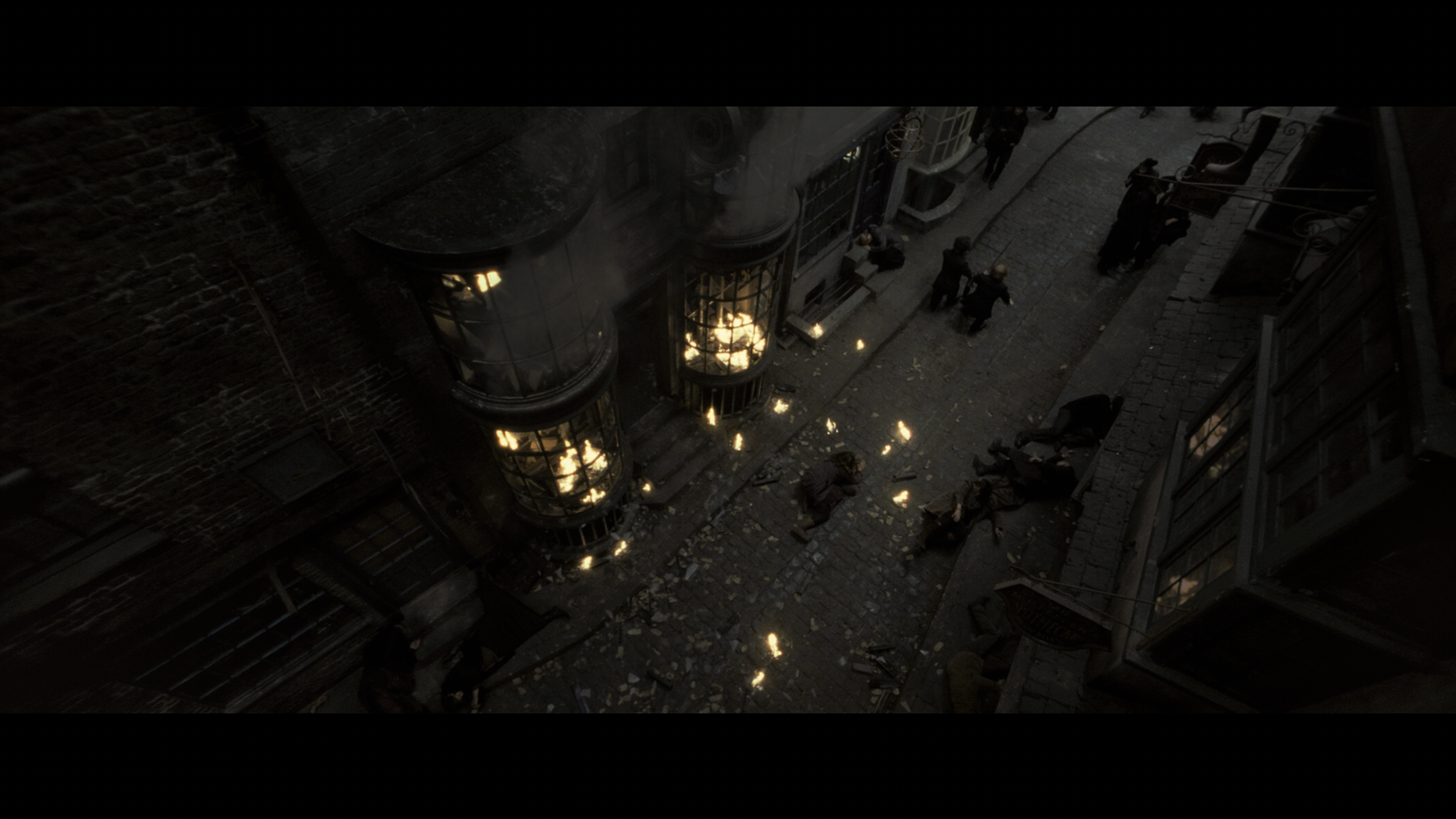 Harry.Potter.and.the.Half-Blood.Prince.2009.2160p.UHD.BDRemux.DTSX.7.1.P8.HYBRID.DoVi-DVT.mkv_000210.219.png