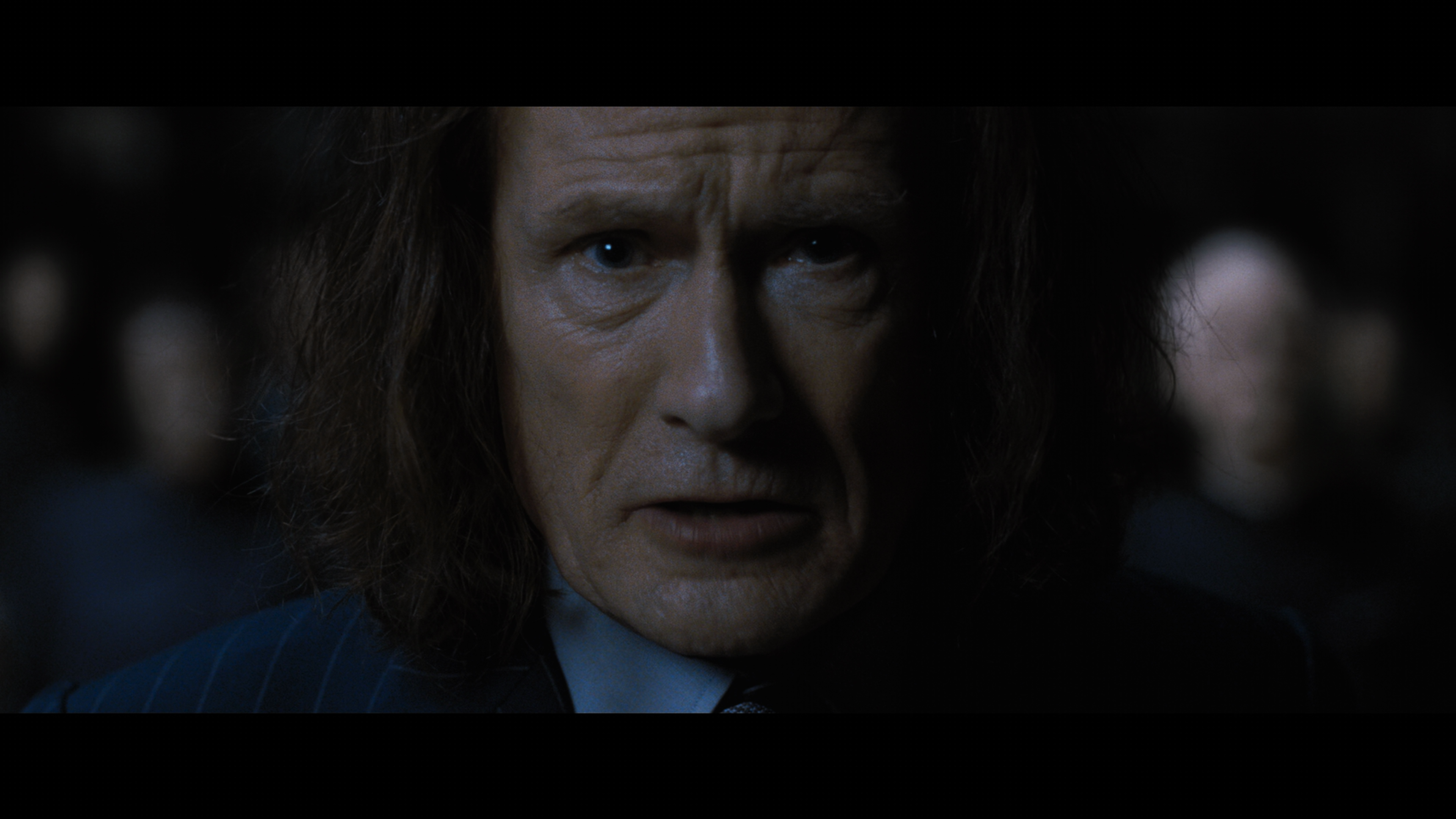 Harry.Potter.and.the.Deathly.Hallows.Part.1.2010.2160p.UHD.BDRemux.DTSX.7.1.P8.HYBRID.DoVi-DVT.mkv_000055.070.png
