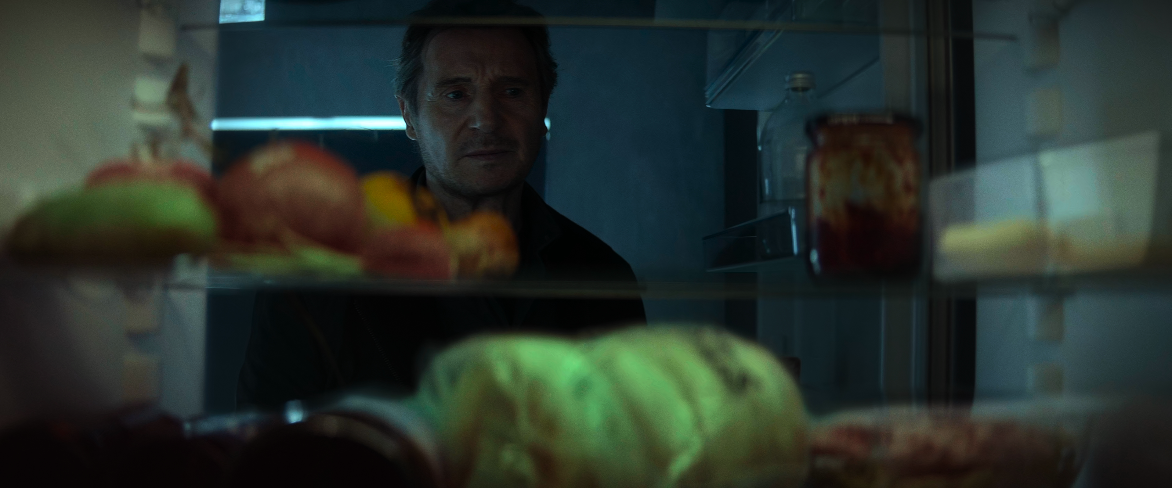 Blacklight.2022.2160p.AMZN.WEB-DL.x265.10bit.HDR10Plus.DDP5.1-CM.mkv_20220308_225158.867.png