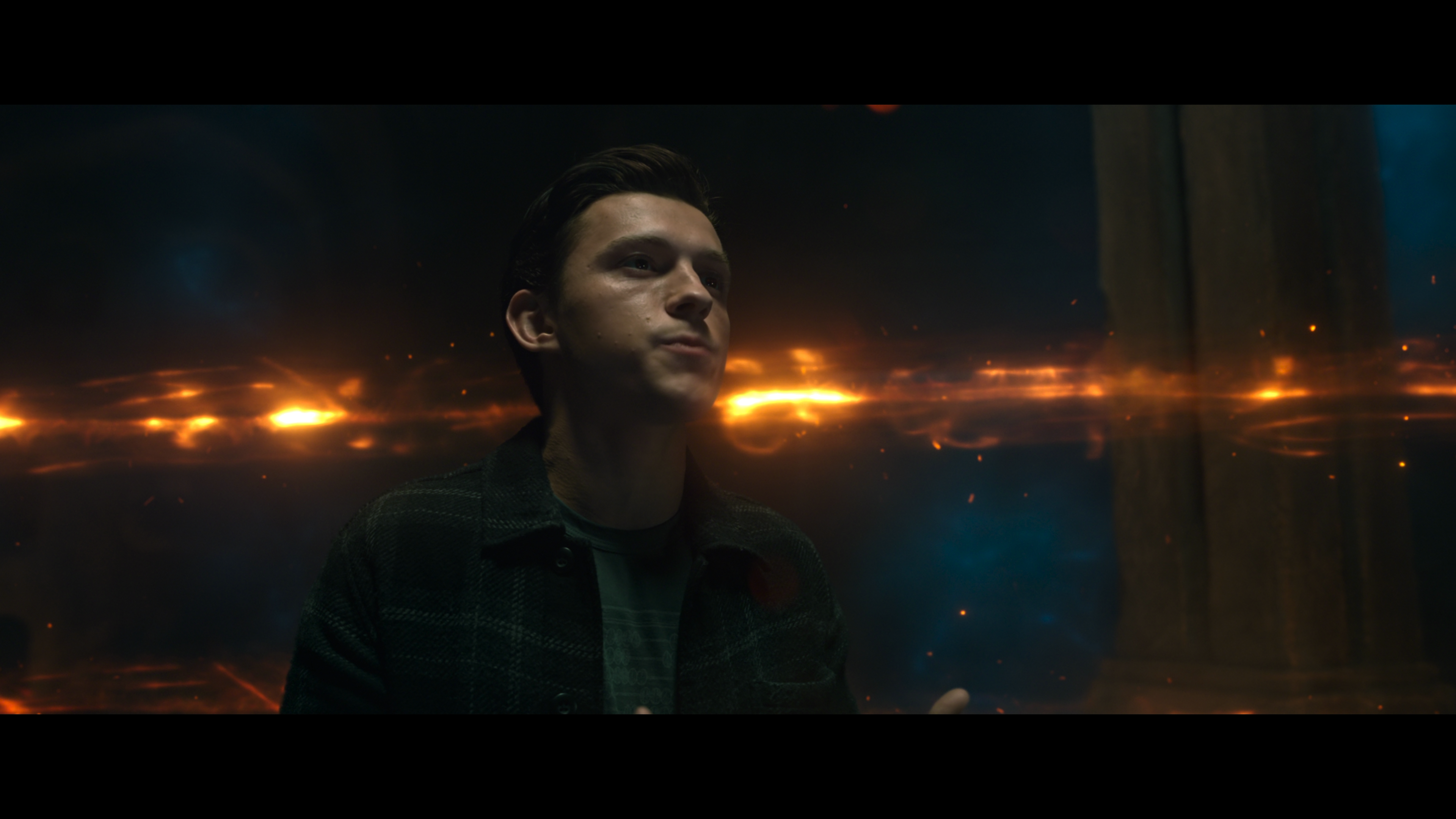 Spider-Man.No.Way.Home.2021.UHD.BluRay.2160p.TrueHD.Atmos.7.1.DV.HEVC.REMUX-FraMeSToR.mkv_20220315_091247.351.png