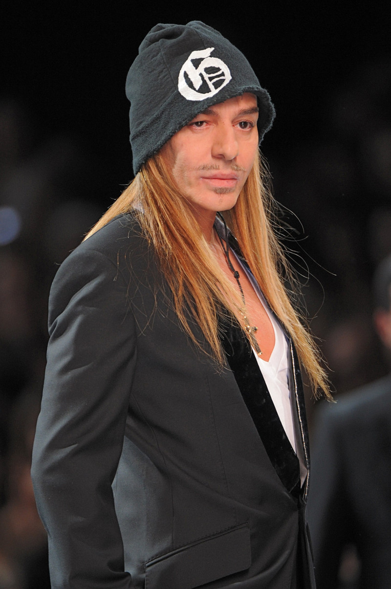 christian-dior-fall-2008-couture-details-00740h-john-galliano.jpg