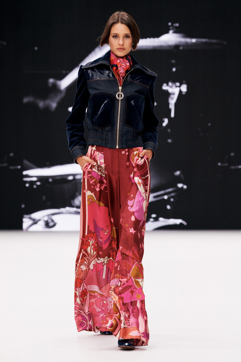 00009-Zimmermann-Fall-21-RTW.jpg