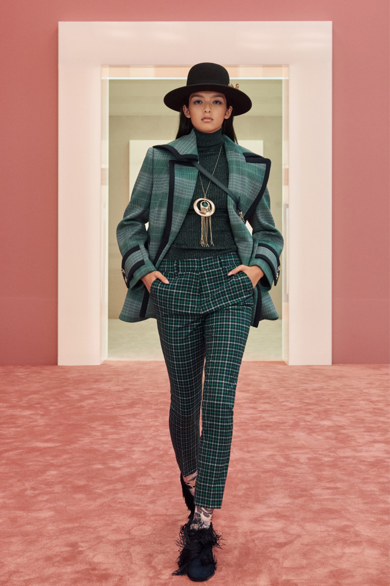 00028-Zimmermann-RTW-Fall-22-New-York-credit-brand.jpg