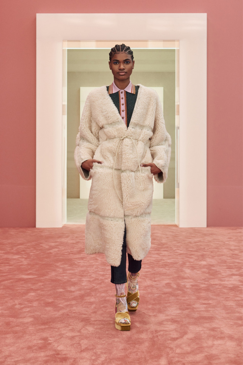 00019-Zimmermann-RTW-Fall-22-New-York-credit-brand.jpg