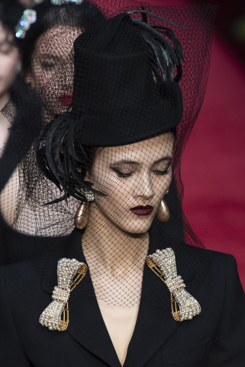 Dolce+Gabbana+Fall+2019+Details+1hK7dco-zvQx.jpg