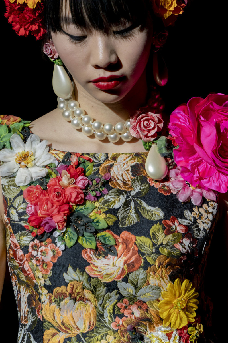 Dolce+Gabbana+Fall+2019+Details+kFhbbZ1y45ix.jpg
