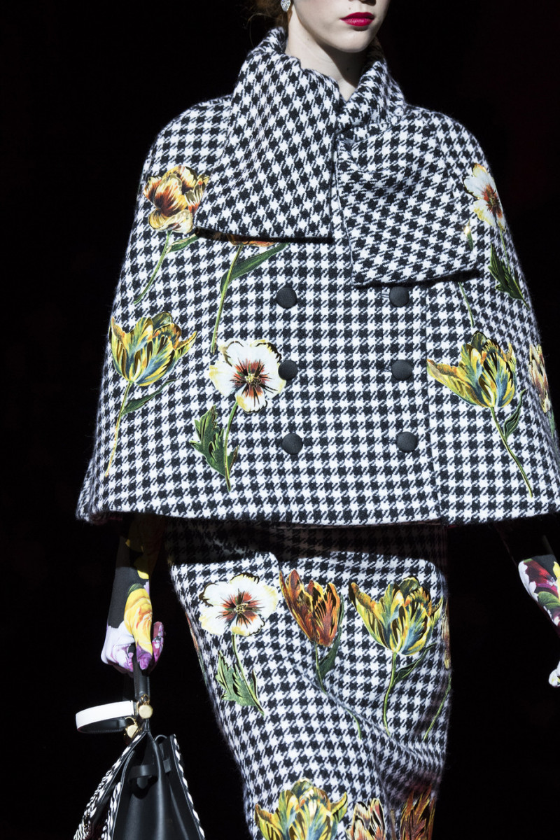 Dolce+Gabbana+Fall+2019+Details+0g0SJ2YF-Hzx.jpg