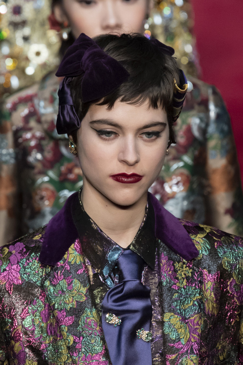 Dolce+Gabbana+Fall+2019+Details+q1JBt2sDNcvx.jpg