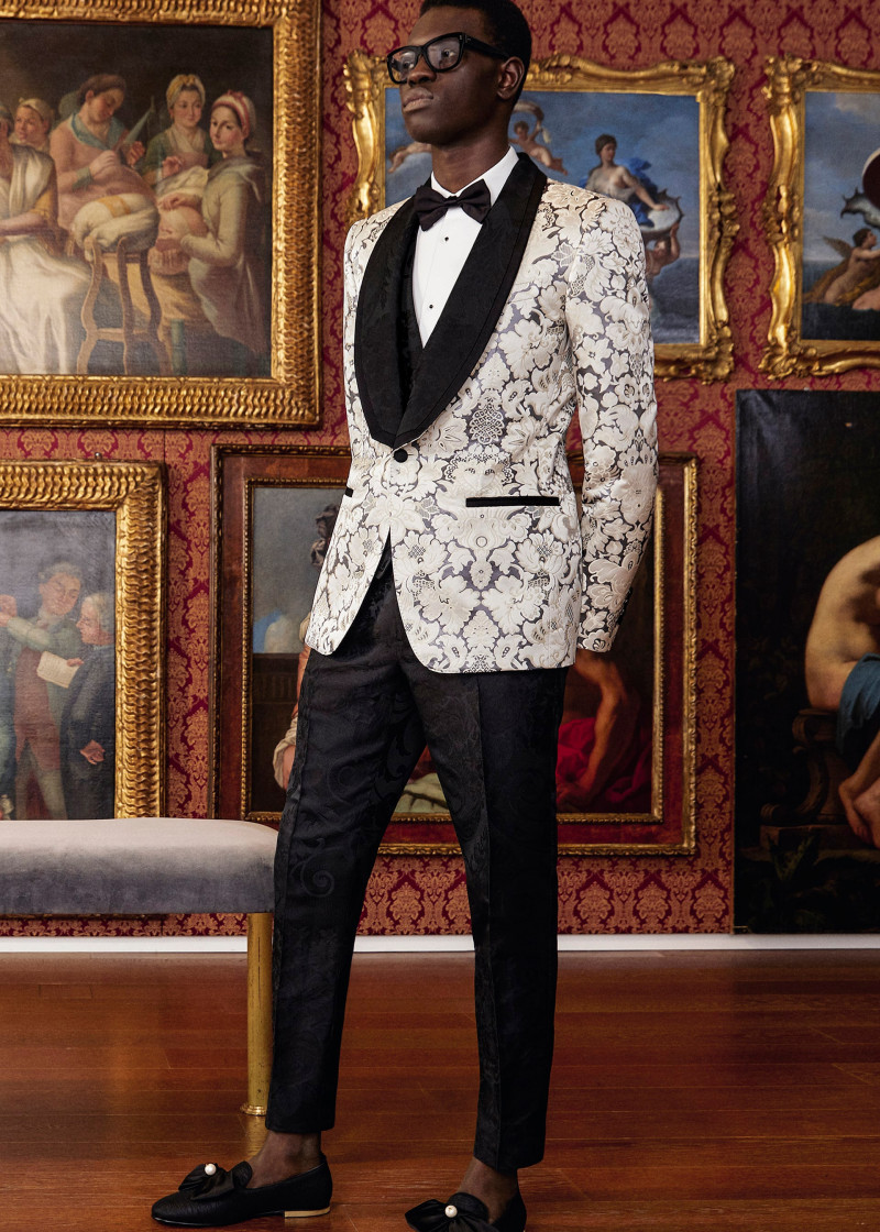 dolce-and-gabbana-summer-2020-man-collection-1231.jpg