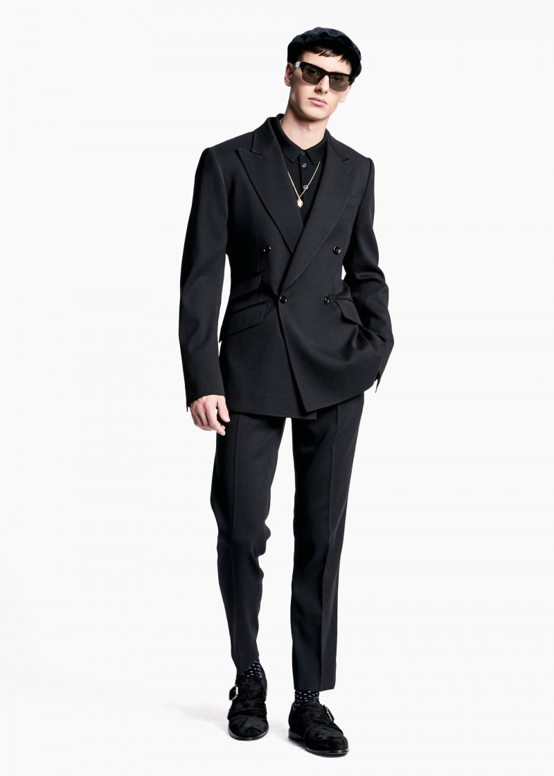 dolce-and-gabbana-fall-winter-2020-21-man-collection-61.jpg