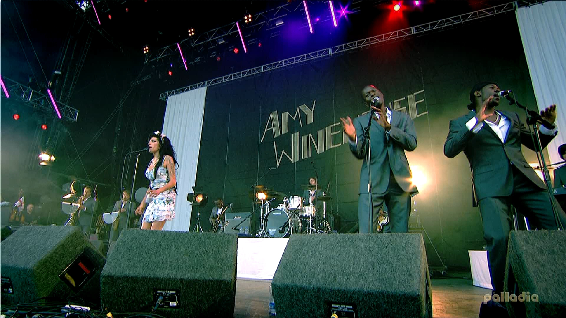 The Oxegen Music Festival In Ireland.mpg_20220626_102249.346.png