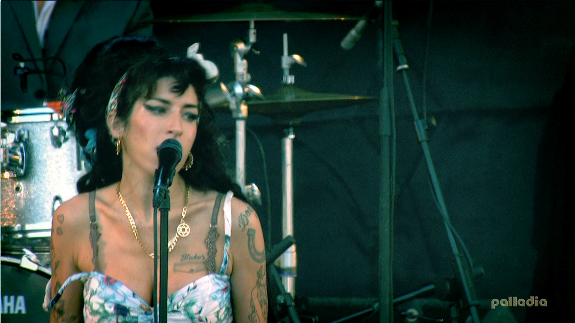 The Oxegen Music Festival In Ireland.mpg_20220626_102243.866.png