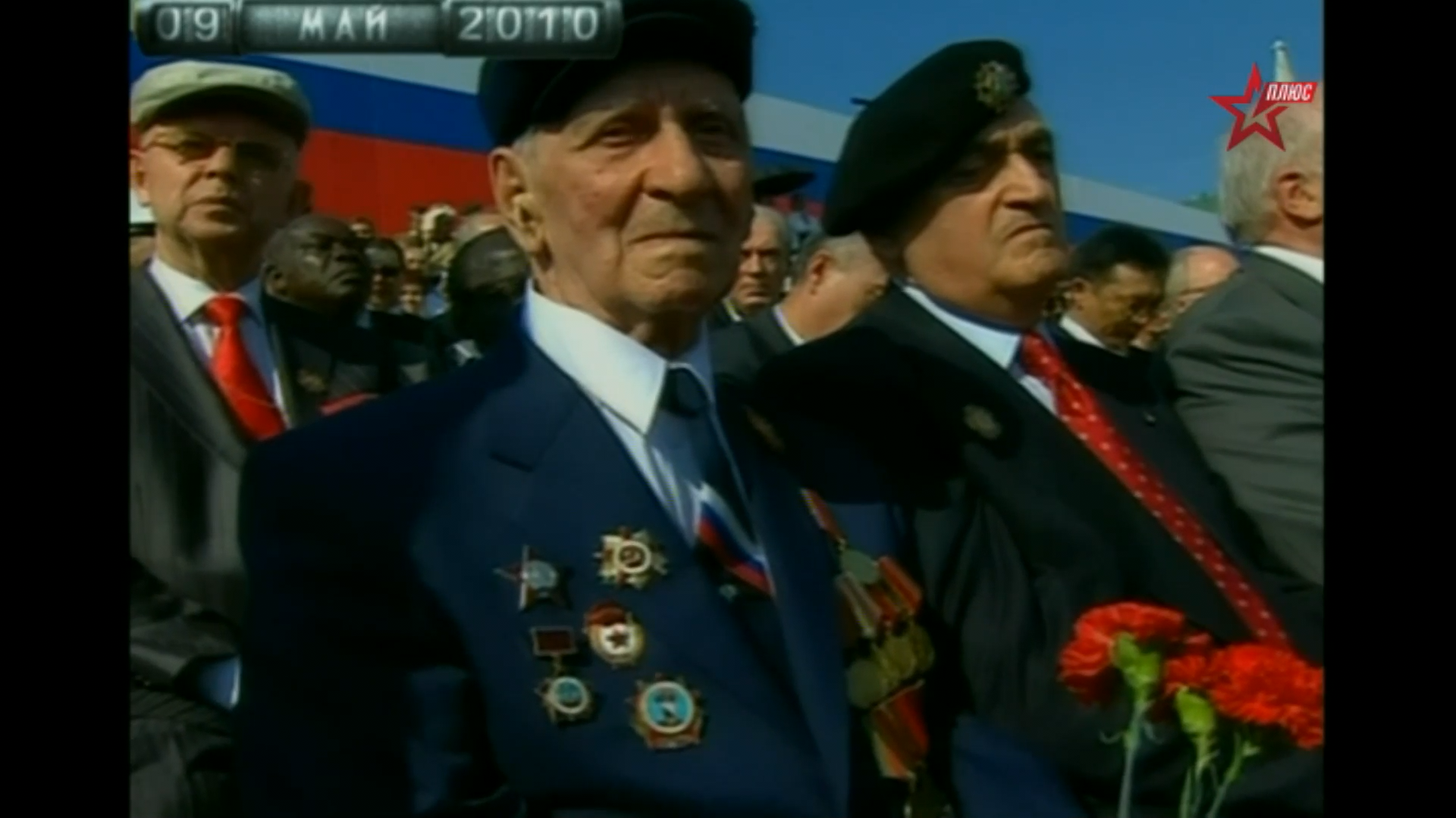 4.История.военных.парадов.на.Красной.площади.2012.HDTV.1080p-ylnian.mkv_snapshot_33.21.000.png