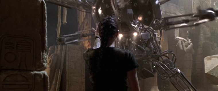 Lara.Croft.Tomb.Raider.2001.HDRip-AVC.ExKinoRay.mkv_snapshot_00.04.52.167.png