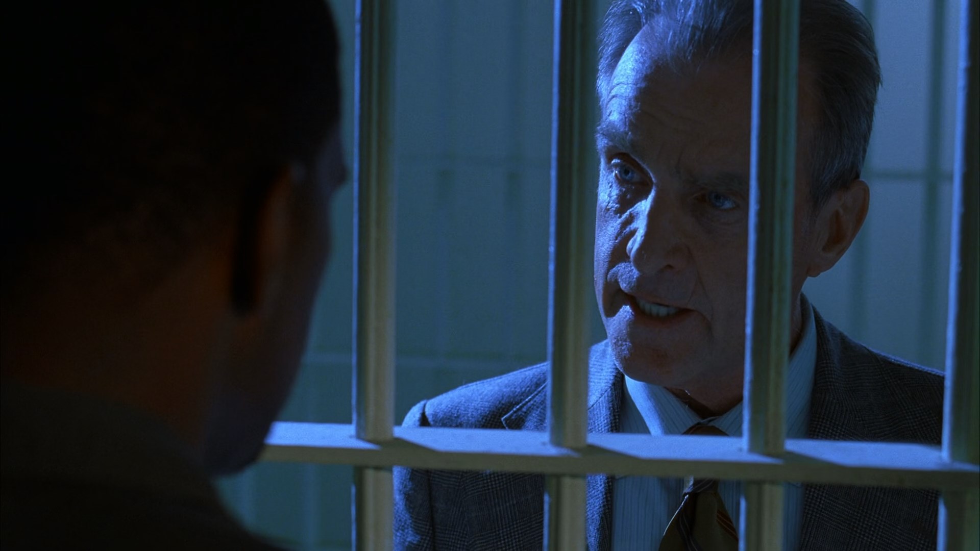 02 House.M.D.S02e01.BDRip.x265-10.slow.aq3.s7.q215.ZixGeeSu.mkv_snapshot_00.34.270.jpg