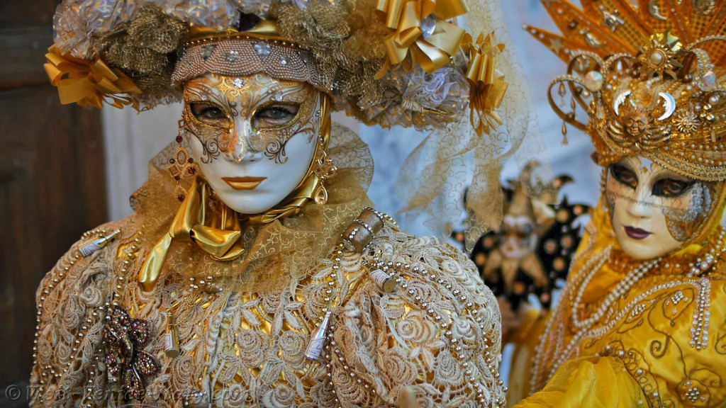 venice-carnival-costume-mask-276.jpg