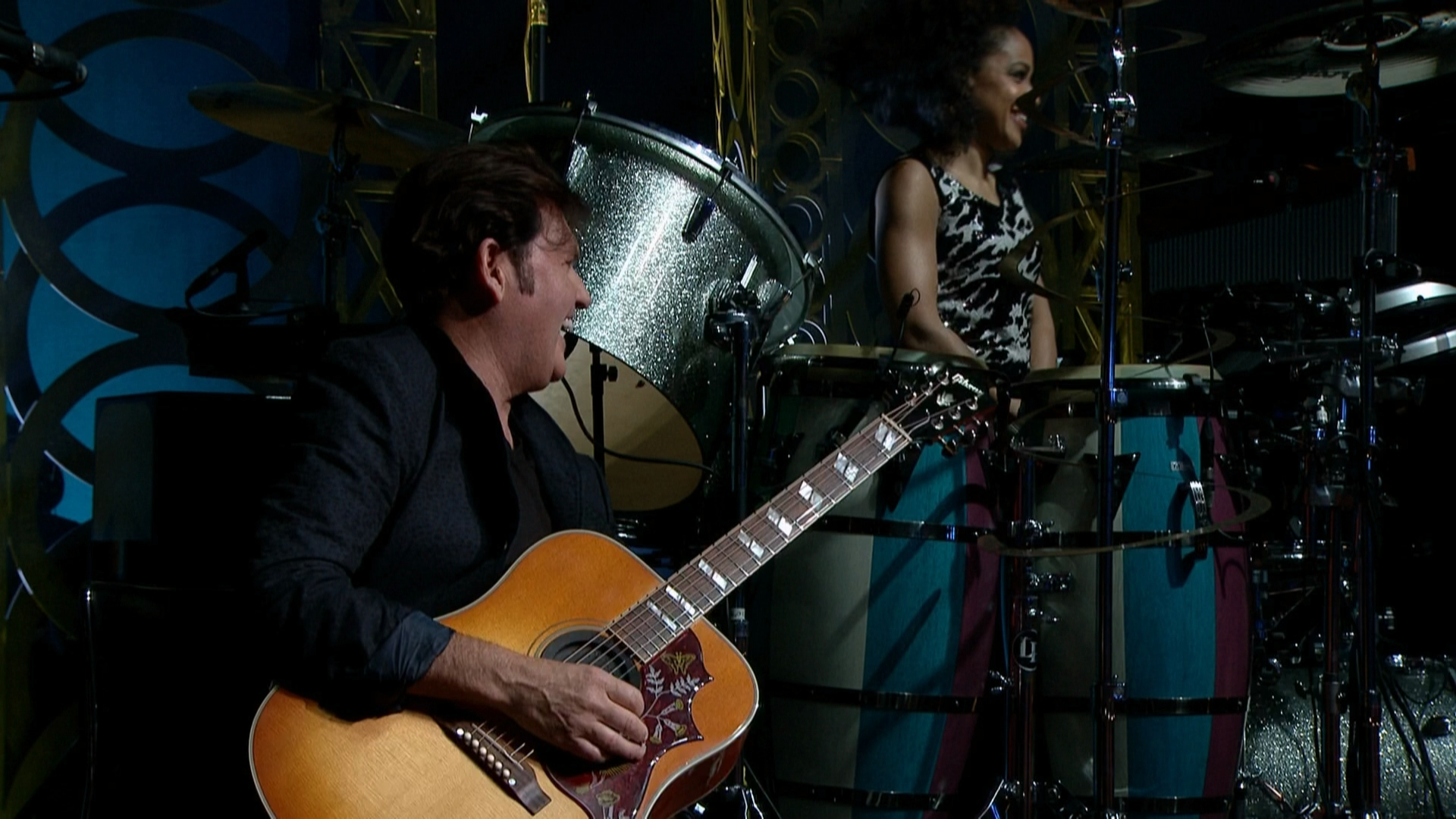 Simple Minds.Acoustic in Concert.2017.BD1080i_20221224_204414.411.png