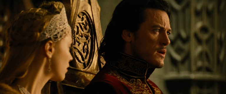 Drakula.2014.HDRip-AVC.ExKinoRay.mkv_snapshot_00.13.55.293.png