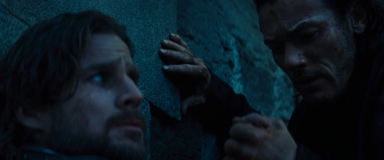 Drakula.2014.HDRip-AVC.ExKinoRay.mkv_snapshot_01.09.39.718.png