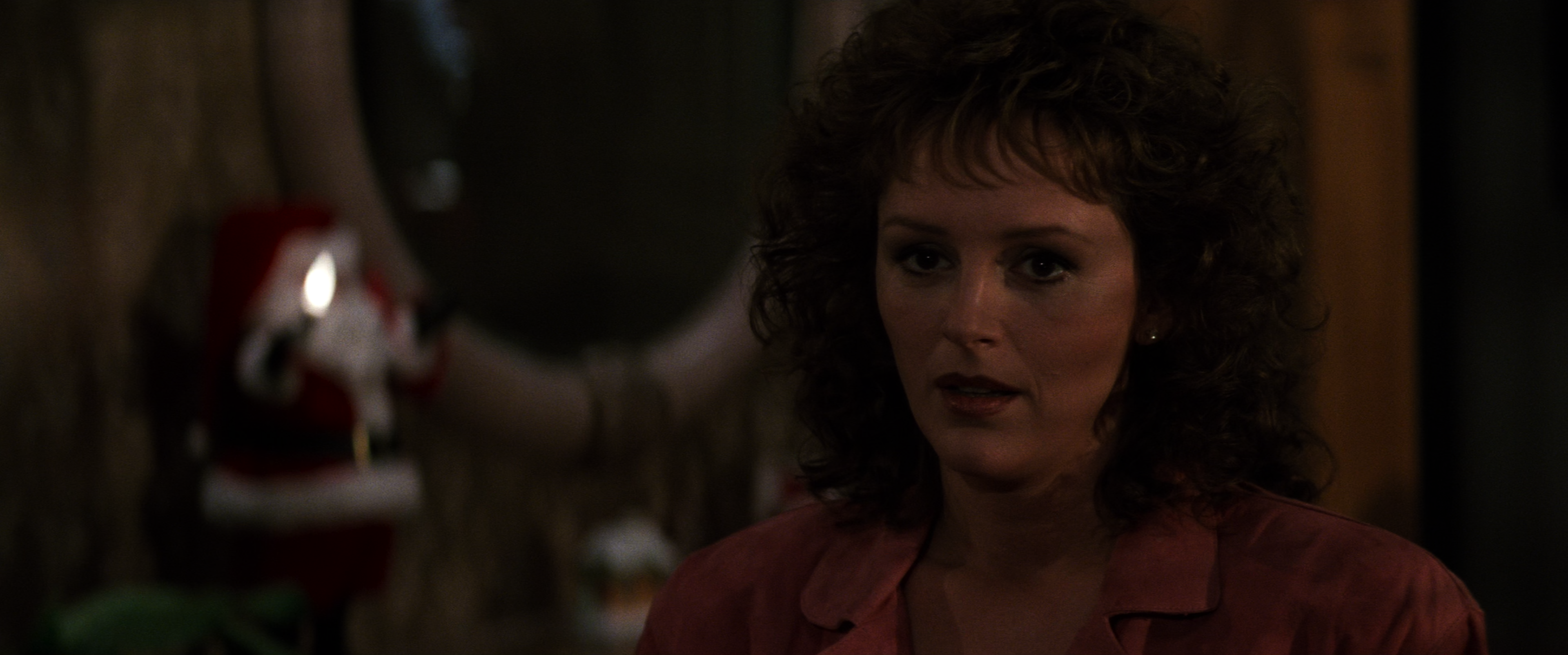 Крепкий орешек (Die Hard) 1988.mkv_snapshot_00.14.00.840.png