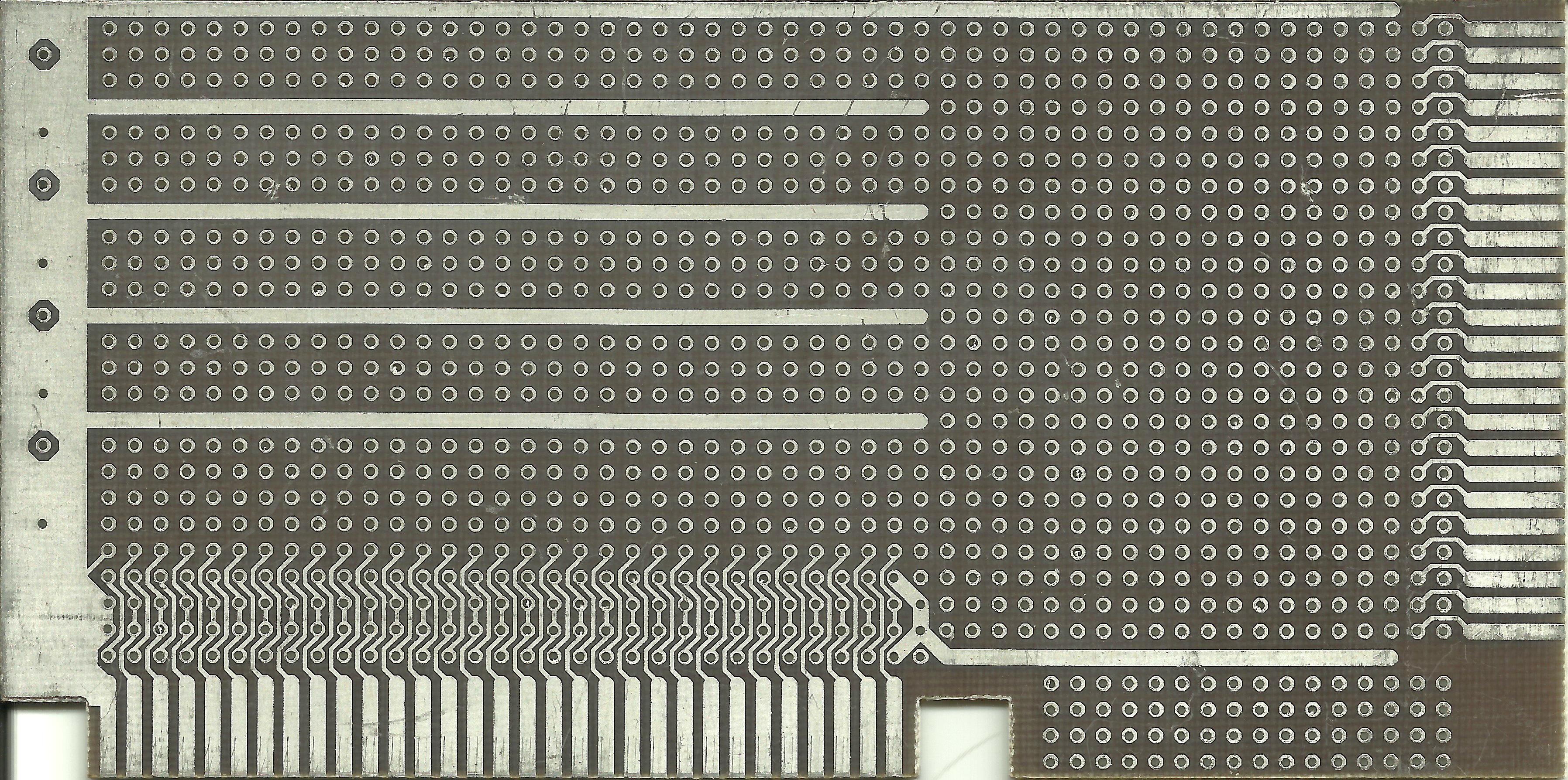 Лицевая сторона макетной печатной платы для ZX Next.JPG