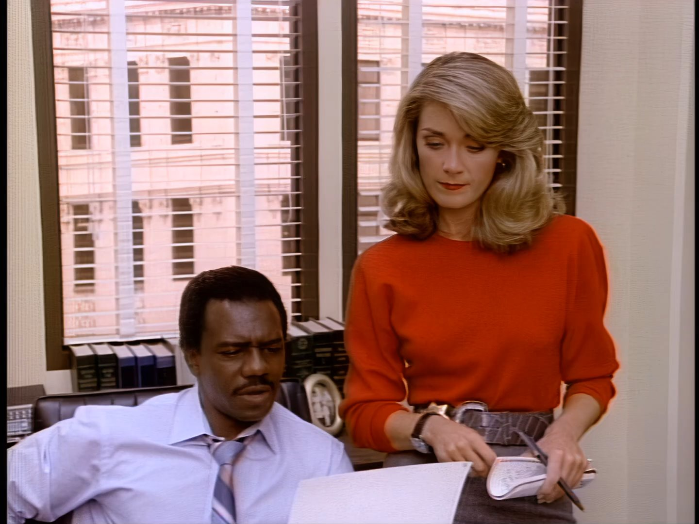 S01E06.To Sledge With Love.1080p.mkv_snapshot_13.45_[2023.02.17_12.14.28]_result.png