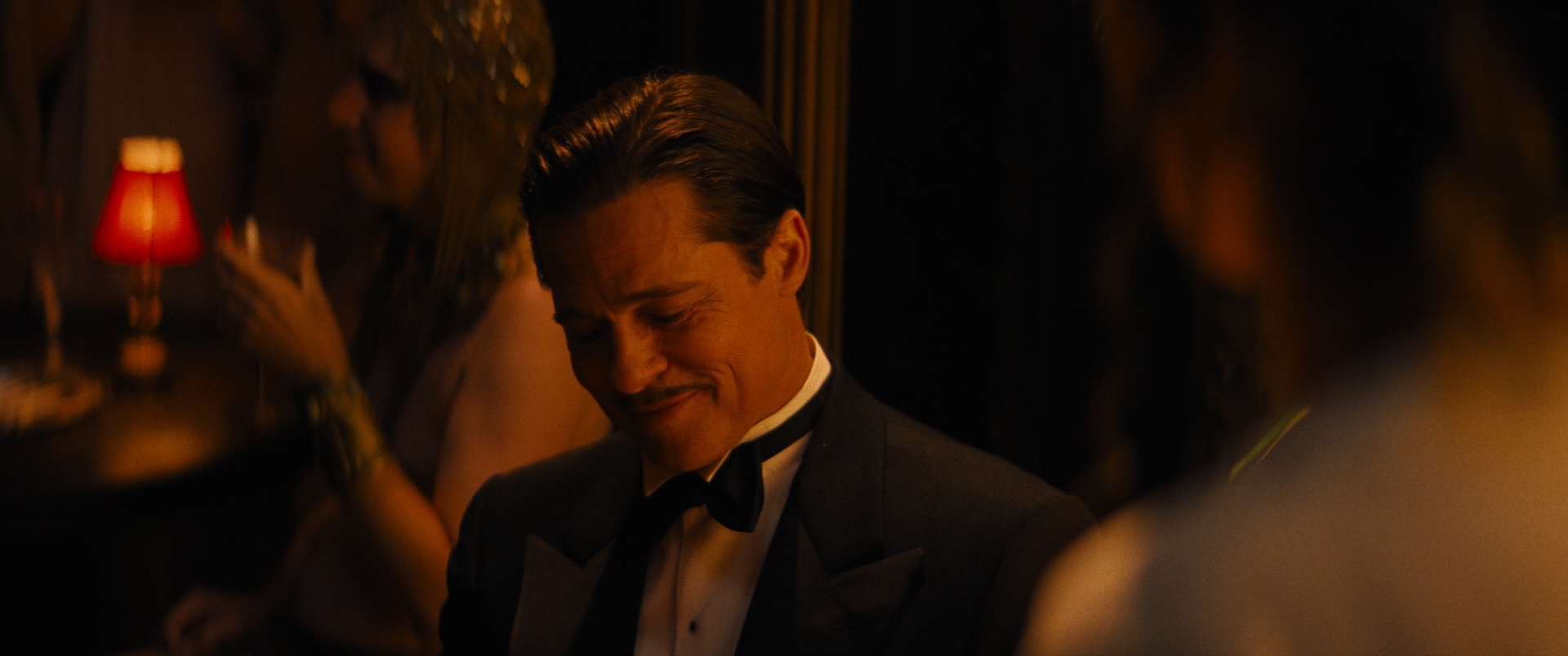 вавилон фильм 2022. брэд питт вавилон 2022. вне времени миша коллинз. вавилон 1080. Babylon 2022.