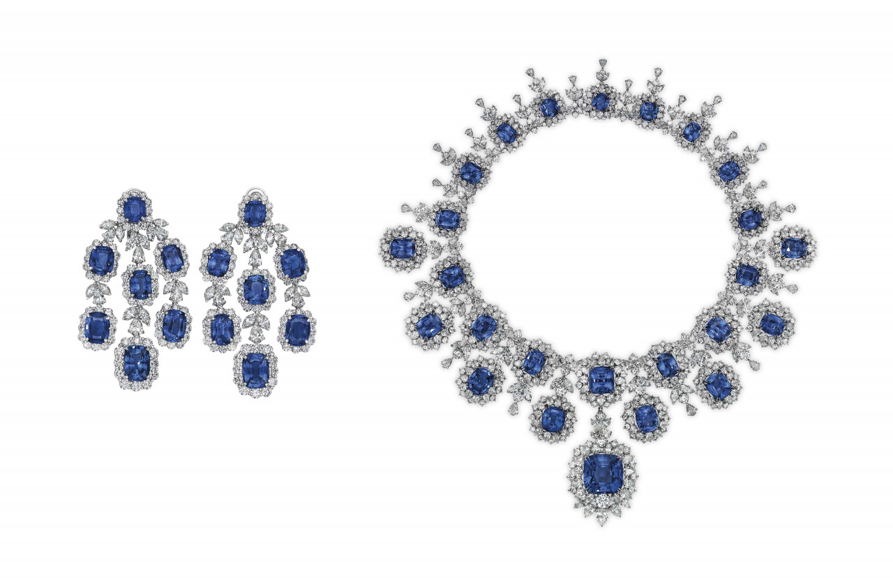 2017_NYR_14760_0251_000(a_set_of_sapphire_and_diamond_jewelry094953).jpg