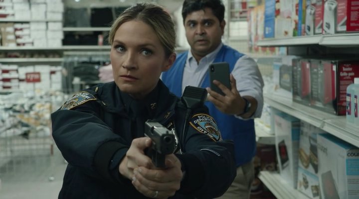 Blue.Bloods.S12E20.avi_snapshot_01.01_[2023.05.15_14.29.12].jpg